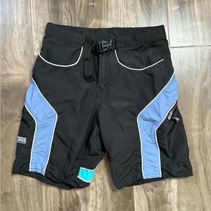 Y2K Mens Medium Outdoor Shorts